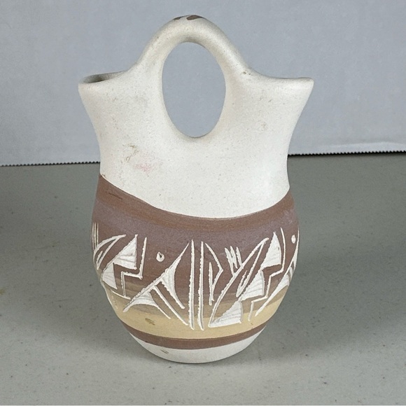 Vintage 1989 Mesa Verda Pottery Set Of 2 Native American Wedding Jugs. Signed 4” - Picture 5 of 8